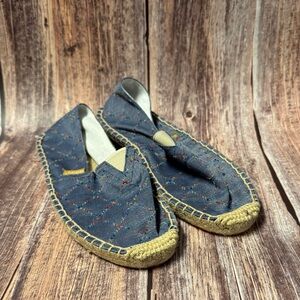 Barely Worn Alexis Leroy Blue Slip On Shoes Size 6.5 Item #PHK7014